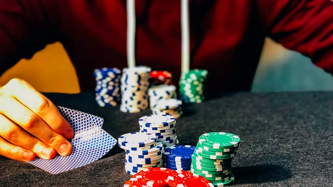 DraftKings vs FanDuel: Michigan’s multi‑state poker launch shows shared liquidity depends on strict regulatory compliance